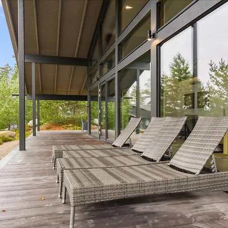 Holiday home Loiste By Interhome *